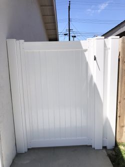 Vinyl Gates