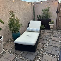 Crate & Barrel Chaise lounge