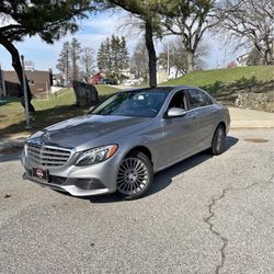 2015 Mercedes-Benz C-Class · C 300 4MATIC Luxury Sedan 4D