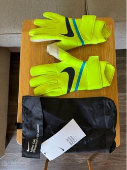 Nike GK Phantom Shadow Soccer Gloves with case