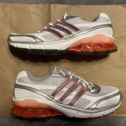New Women’s Adidas running Shoes (Size 6 1/2)