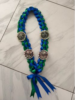 graduation leis
