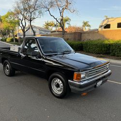 1987 Toyota Pickup Truck