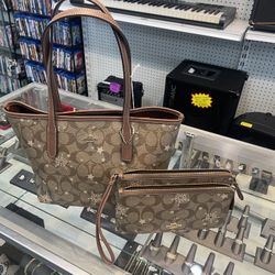 Coach Monogram Winter Package W/Wallet