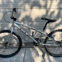 GT Pro Series 4130 BMX Bike 