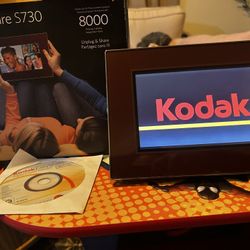 Kodak EasyShare S730 7" Digital Photo Frame - Cordless & Great Condition