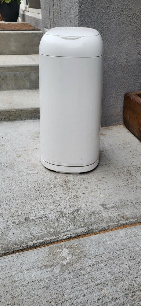 Diaper Pail
