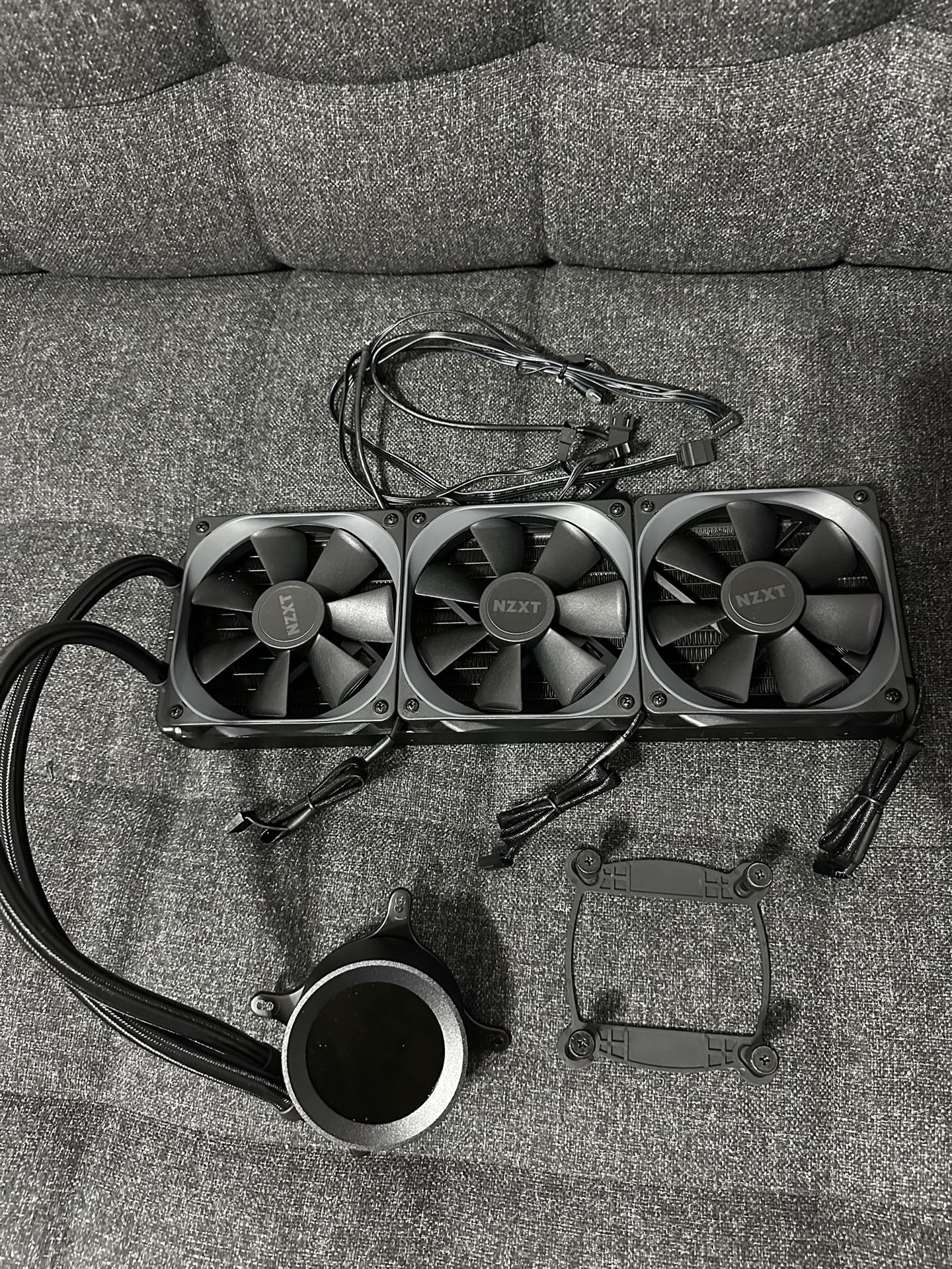 NZXT Kraken Elite 360 3x120mm AiO Liquid CPU Cooler - Matte Black