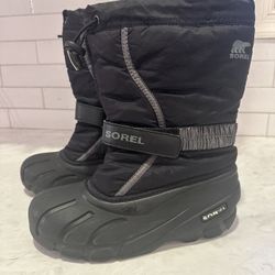 Sorel Snow boots - Youth size 5