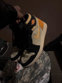 Air Jordan 1 High Zoom CMFT Black Monarch (Size 9.5) Clean