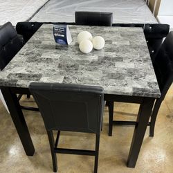New Mesa - 5 Piece Pub Set - Black/Gray plus  a fee  for delivery  same day delivery available