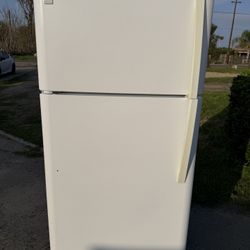 Kenmore refrigerator 