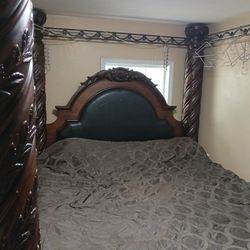 4  poster bed 