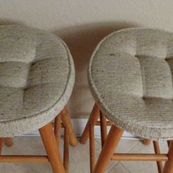 2 Counter chairs