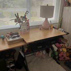 Art desk