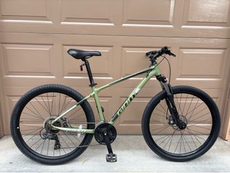 Giant ATX Mountain Bike – Great Condition / Olive Green