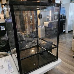 Reptile Tank 30 Gallon.