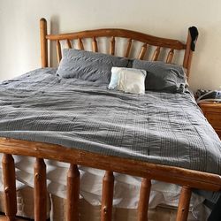 King Size Log Bed