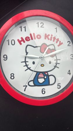 Hello Kitty Clock Used