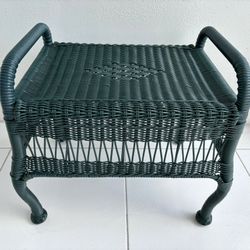 WICKER SEAT/SIDE TABLE FOR INDOOR/OUTDOOR