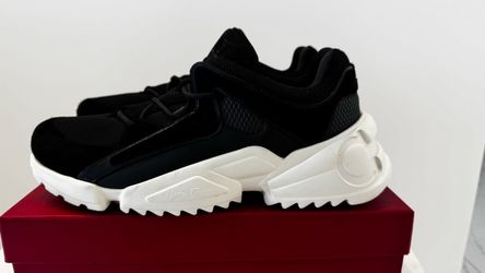 Salvatore Ferragamo New  size 9