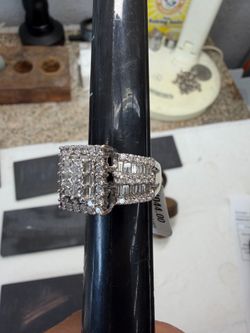 14k diamond ring 11.5g