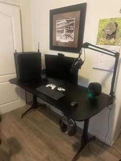 Complete Gaming & Streaming Setup – Ready to Go!