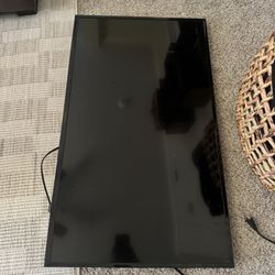 32”  Flat Screen Insignia HD TV