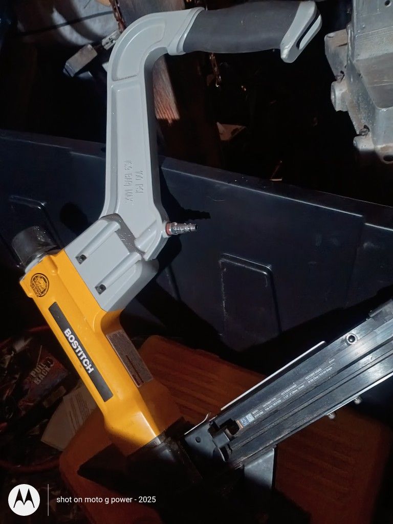 Bostitch flooring Nailer