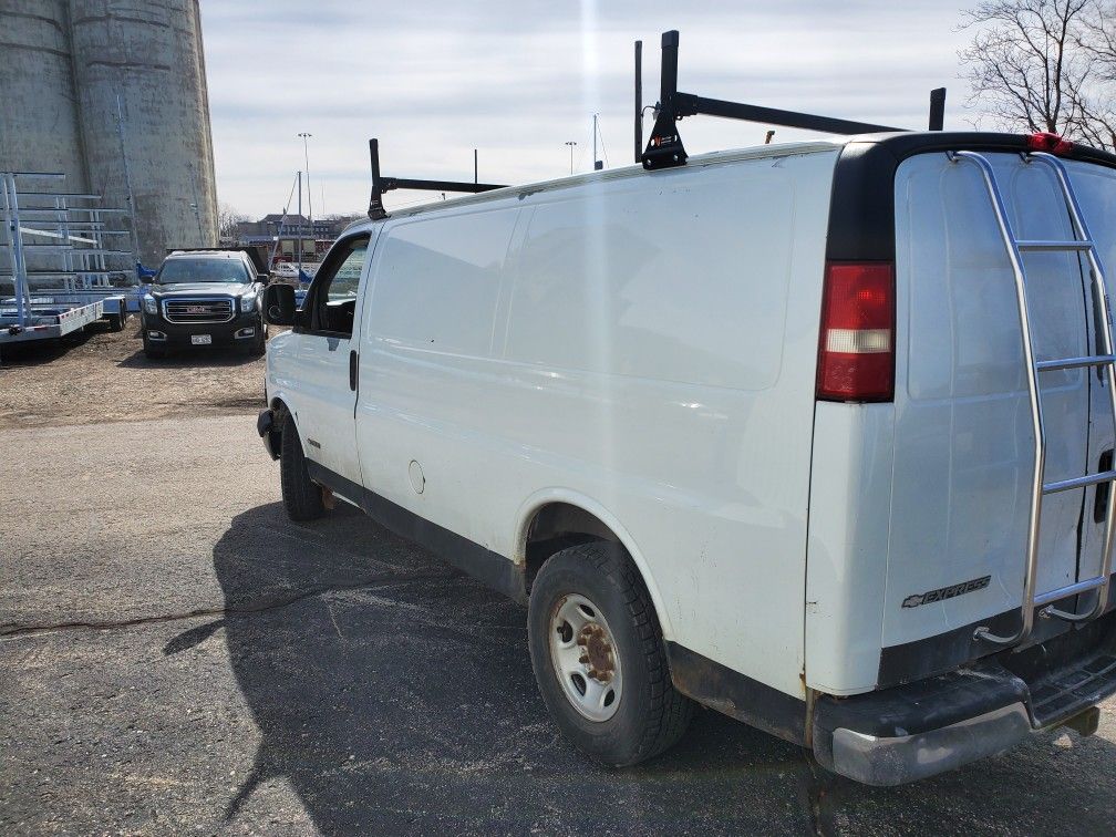 2003 Chevrolet Express