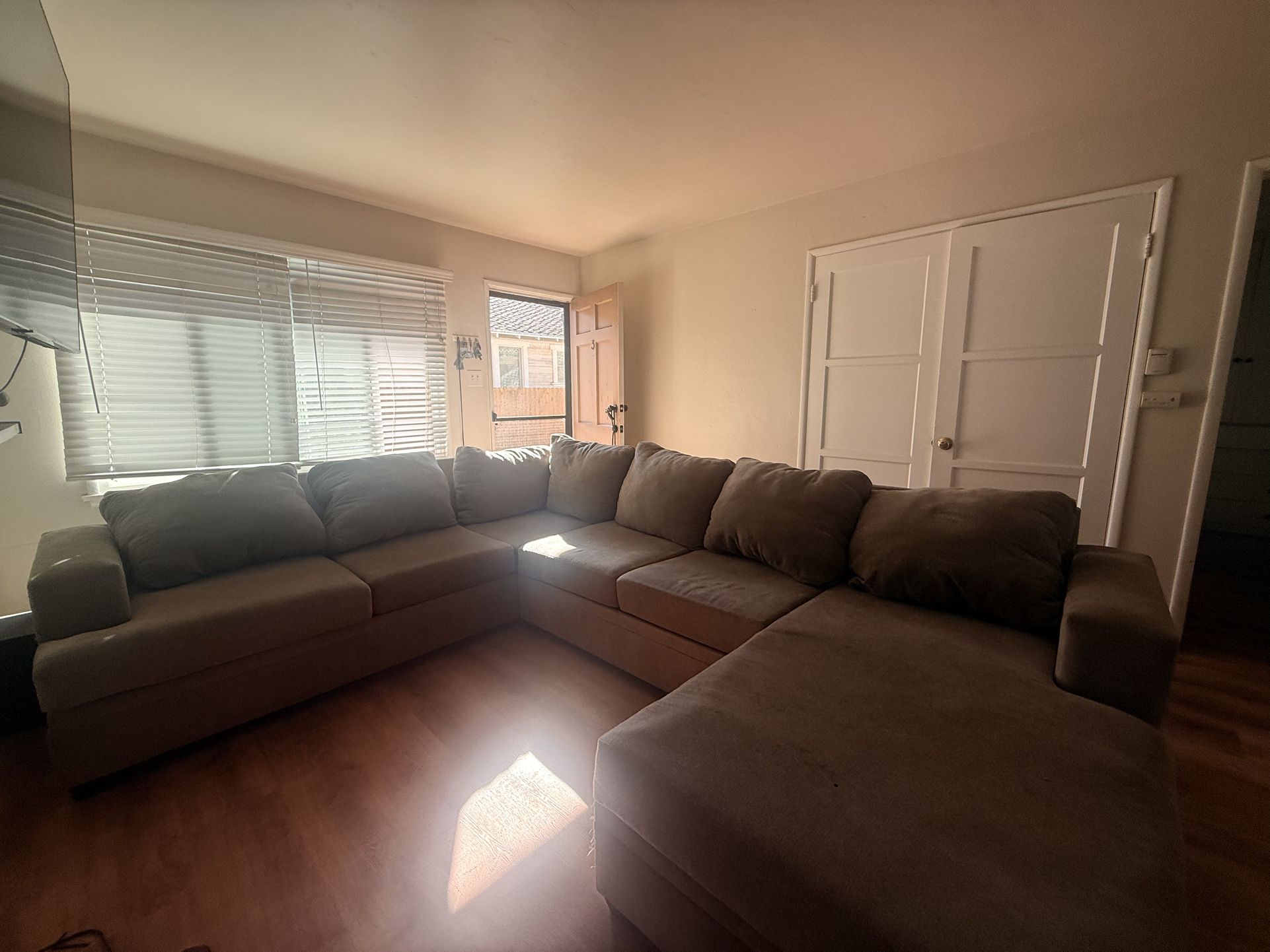 Living Spaces Bonaterra Sectional