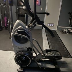 Bow flex Max Trainer M7