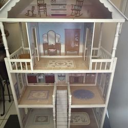 Doll house