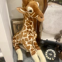 Large F.A.O. Schwartz Stuffed Giraffe