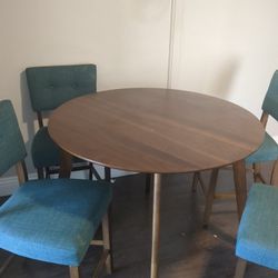 Round High Table With A For Chairs 