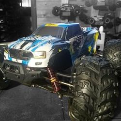 Brand New Unstoppable Extremely Powerful N Very Big 1:10 Scale Monster Truck