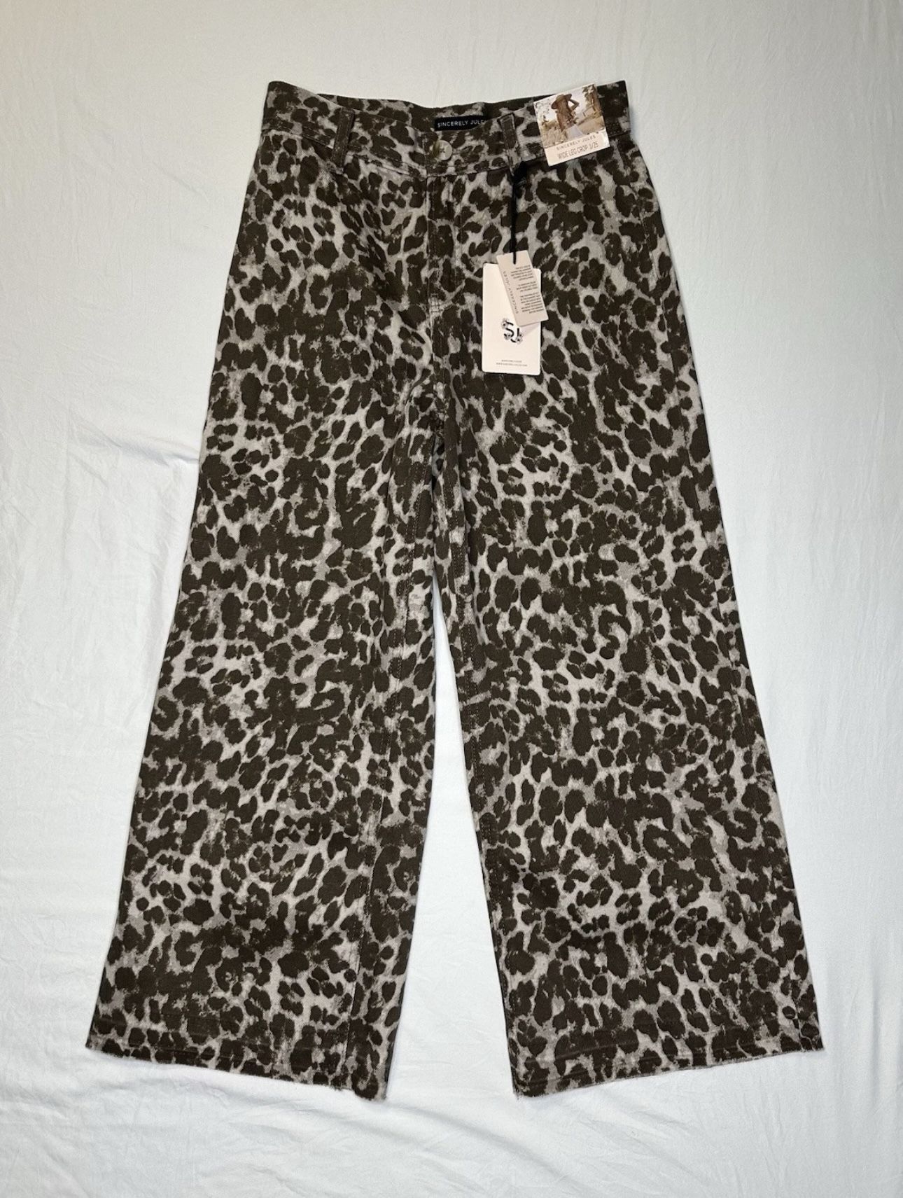 Sincerely Jules Jeans Size 1/25 Wide Leg Crop Pants Leopard