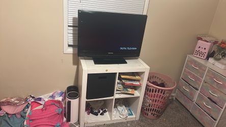 TV AND SHELF