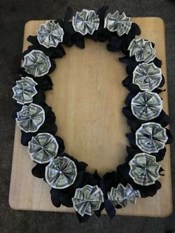 Money Lei