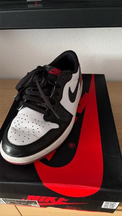 Air Jordan 1 Low OG Black Toe Sz. 9.5 Men’s