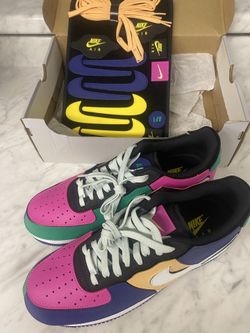 Sneakers brand new size 10, $125