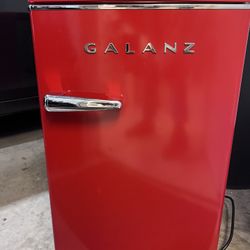 GALANZ OFC MINI FRIDGE 