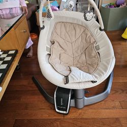 Nuna Leaf Baby Swing With Wind And Toy Bar - BETTER THAN  MAMAROO