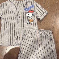 H&M Snoopy Baseball Outfit 4T