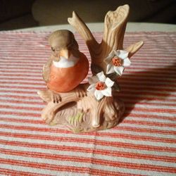 Vintage Porcelain Figure, 3.5"/4"