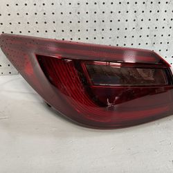 2018 2020 INFINITI Q50 LEFT SIDE TAIL LIGHT OEM
