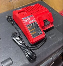 New M12/M18 Milwaukee charger