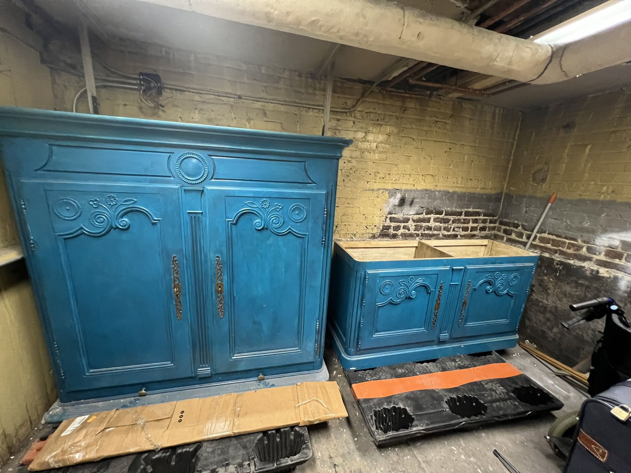 Bar Hutch Cabinet with lights