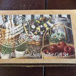 Longaberger Vintage NWT Herb Marker And Seed Packet Set 