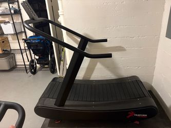 Trueform Trainer curved treadmill